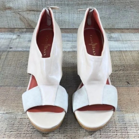 Cole Haan Cream‎ Tan Leather Wedge Heels Sandals Womens 9.5B Slip On - Picture 4 of 11